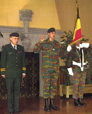 Joachim bij zijn eedaflegging in het Belgische leger